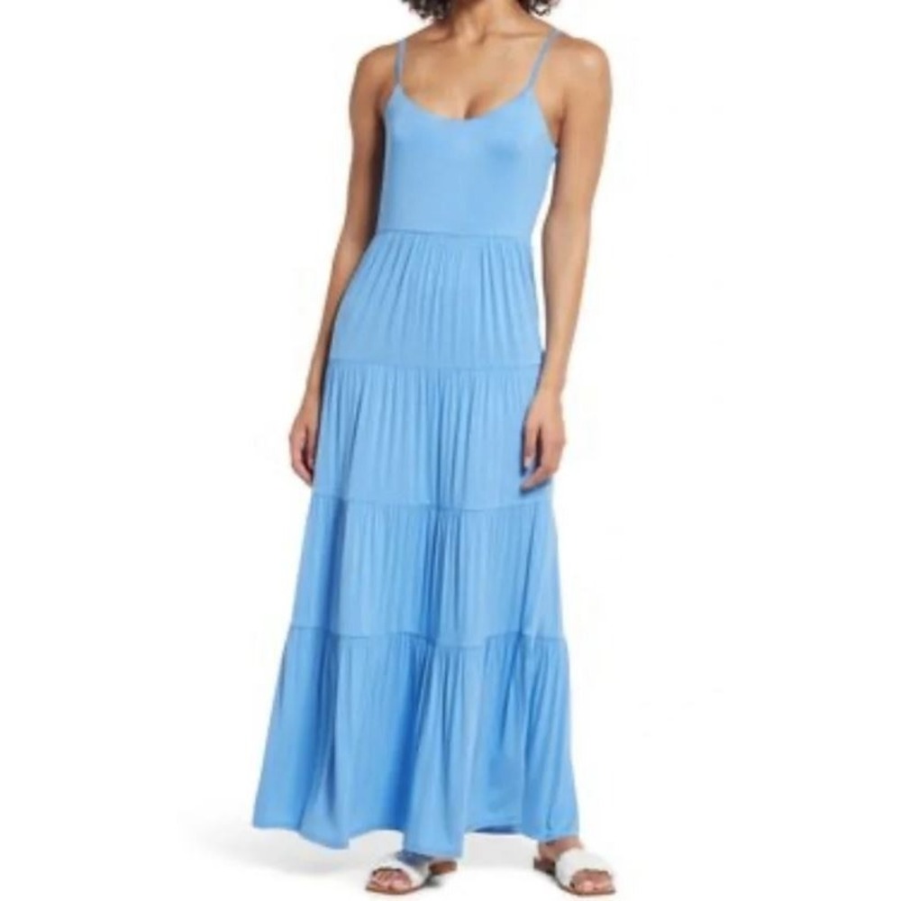 Fourteenth Place Women's Sleeveless Scoop Neck Tiered Dress in Sky Blue Large